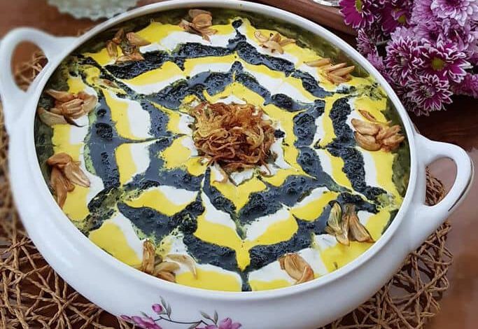 طرز تهیه آش رشته در رستوران لوتکاچی