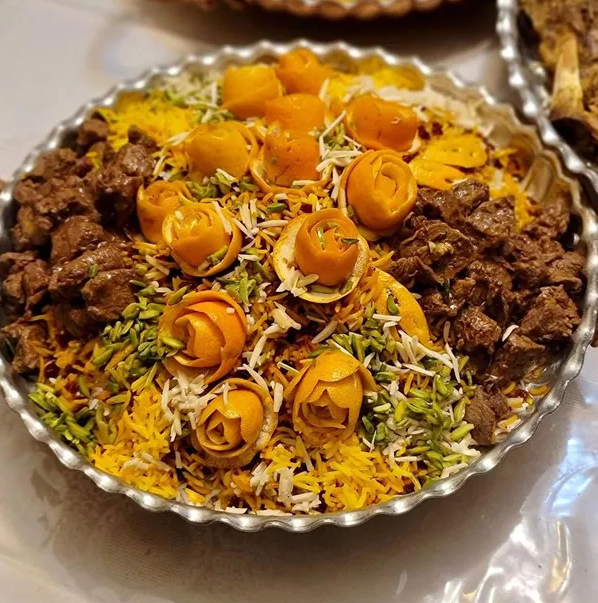 طرز تهیه چلو گوشت زعفرانی مجلسی به روش رستورانی